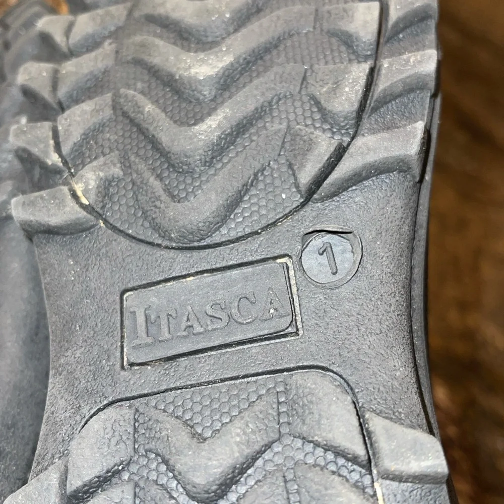Itasca Camo snow boot size 1‎
